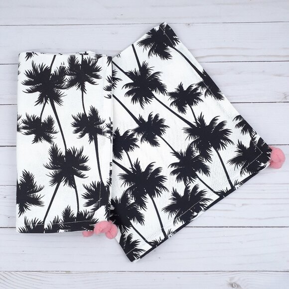 Fabric Dinner Napkins Palm Paradise 20x20 Set of 4 Black White Trees Pink Puffs - Picture 1 of 2